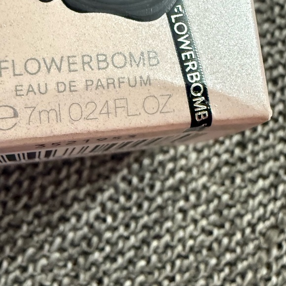 Viktor & Rolf Flowerbomb Eau De Parfum Miniature 7ml 0.24FL.Oz - Picture 13 of 14